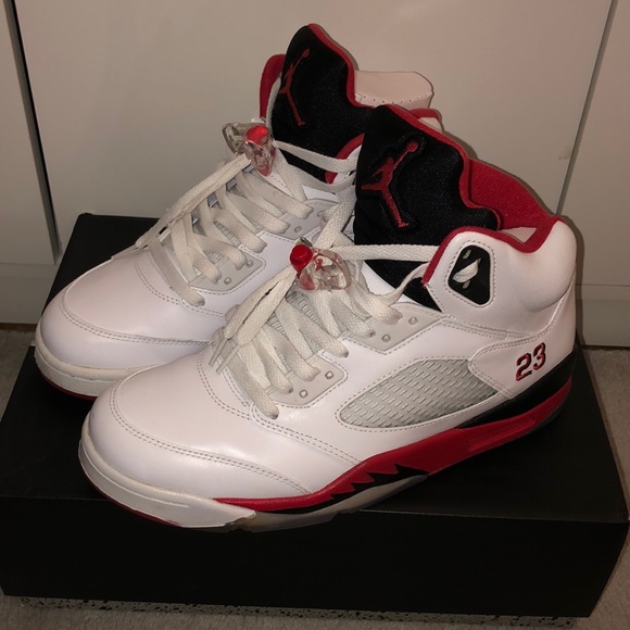 Air Jordan 5 Fire Red 2013 Black Tongue - Picture 2 of 3